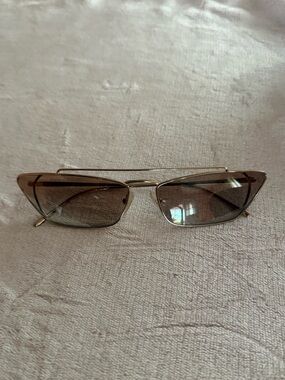 PRADA - Cat eye Sunglasses